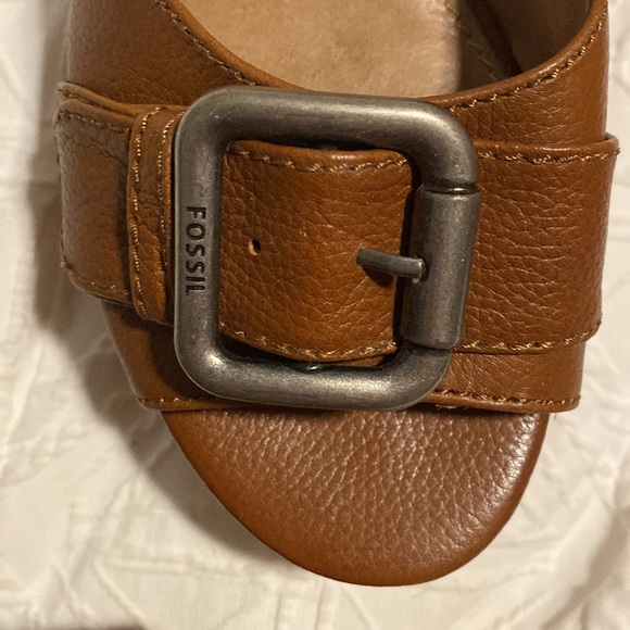 Fossil sandals, size 9, cork wedge, rubber sole. Fabulous shoe. GUC - Picture 4 of 5